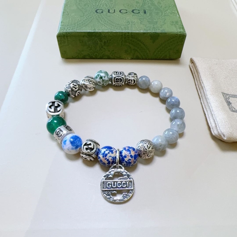 G*u*i bracelets